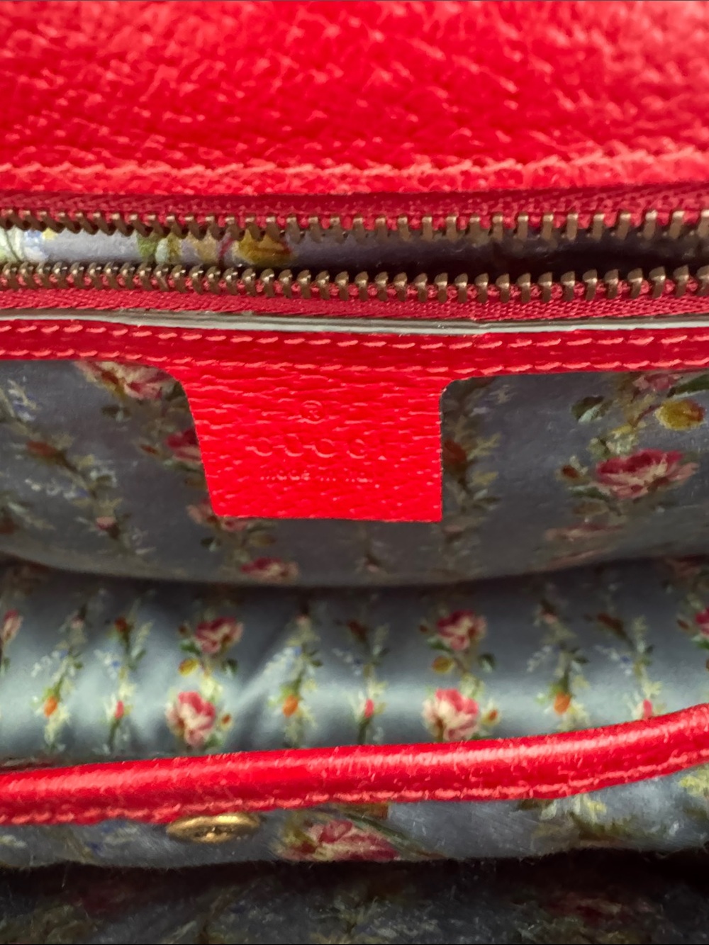 Gucci Falena shoulder bag in red calf leather with butterfly motif and bamboo - Picture 7 of 13